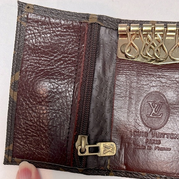 Louis Vuitton Monogram 6 Key Case Vintage - Picture 5 of 10